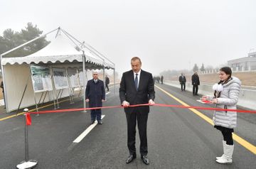 Президент Ильхам Алиев принял участие в открытии 101-117-км участка автомобильной дороги Баку-Шамахы-Евлах