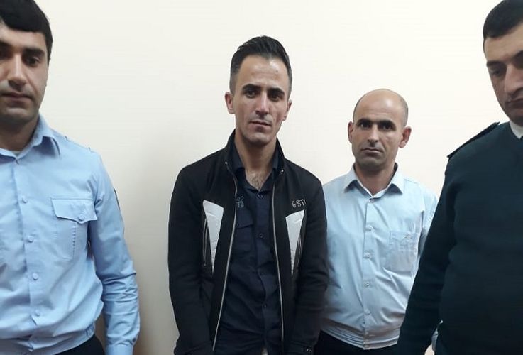 Гражданин Ирана пытался перенести через границу 2 кг наркотиков