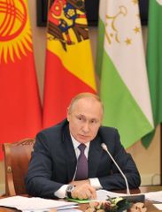 Президент Азербайджана принял участие в неформальной встрече глав государств СНГ в Санкт-Петербурге - ФОТО
