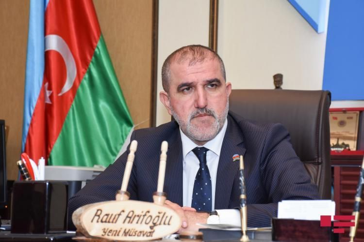 Рауф Арифоглу выдвинул свою кандидатуру на выборах в парламент