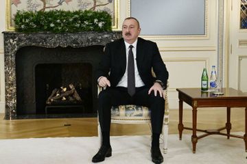 Президент Азербайджана Ильхам Алиев дал интервью местным журналистам - ОБНОВЛЕНО-1