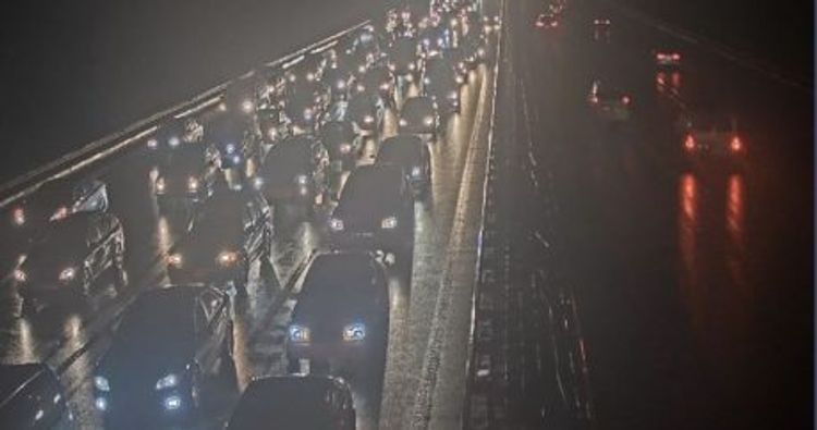 На трассе в аэропорт произошло цепное ДТП, есть раненый 