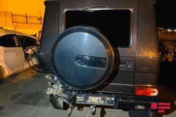 Gelandewagen попал в ДТП на трассе Баку-Сумгайыт, тяжело ранена женщина - ФОТО - ВИДЕО