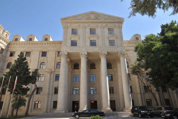 МИД Азербайджана выразил соболезнования Албании