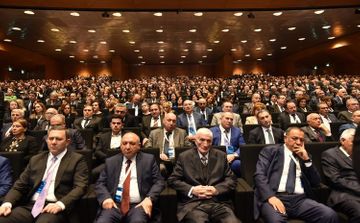 Президент Ильхам Алиев принял участие в церемонии по случаю 100-летия БГУ - ОБНОВЛЕНО-1 - ФОТО