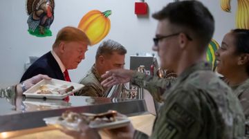 Трамп устроил сюрприз американским военным в Афганистане - ФОТО