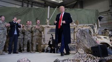 Трамп устроил сюрприз американским военным в Афганистане - ФОТО