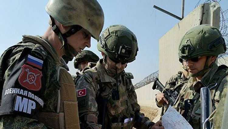 Россия и Турция провели совместное патрулирование в Алеппо