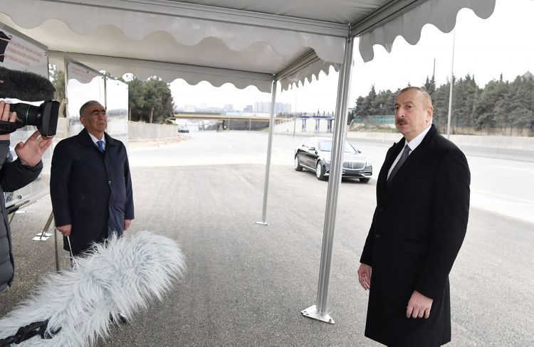 Президент Азербайджана: Расширение дороги Баку-Сумгайыт было необходимым