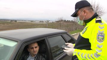 Штрафуются водители и пассажиры, нарушающие карантинный режим на дорогах, ведущих в Баку