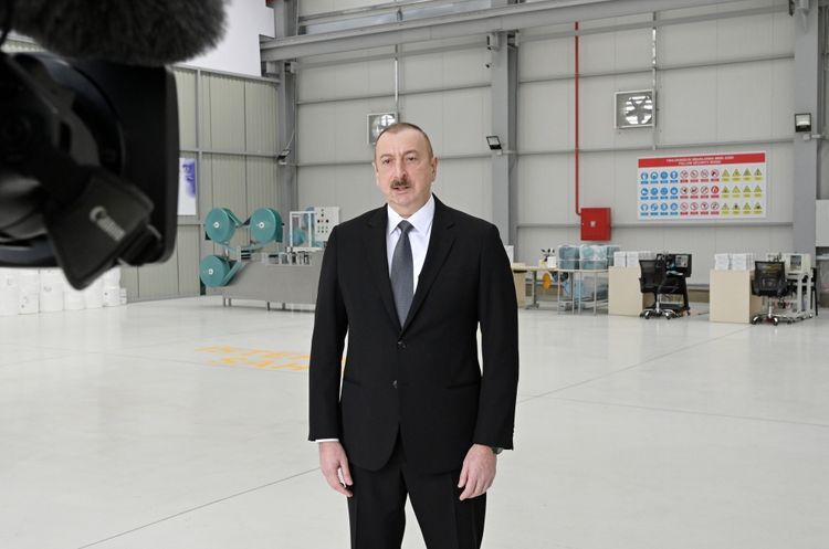 Президент: Данное производство позволит нам в значительной степени обеспечить себя медицинскими масками