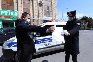 В Баку продолжаются мероприятия по борьбе с нарушителями карантинного режима – ВИДЕО 