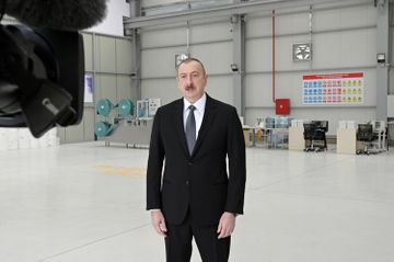 Президент Ильхам Алиев принял участие в открытии предприятия по производству медицинских масок - ОБНОВЛЕНО
