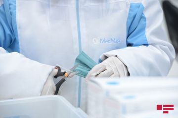 Производимые в Азербайджане медицинские маски поступят в продажу со следующей недели - ФОТО