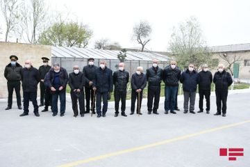 Из исправительного учреждения №10 освобождены 16 заключенных - ФОТОСЕССИЯ