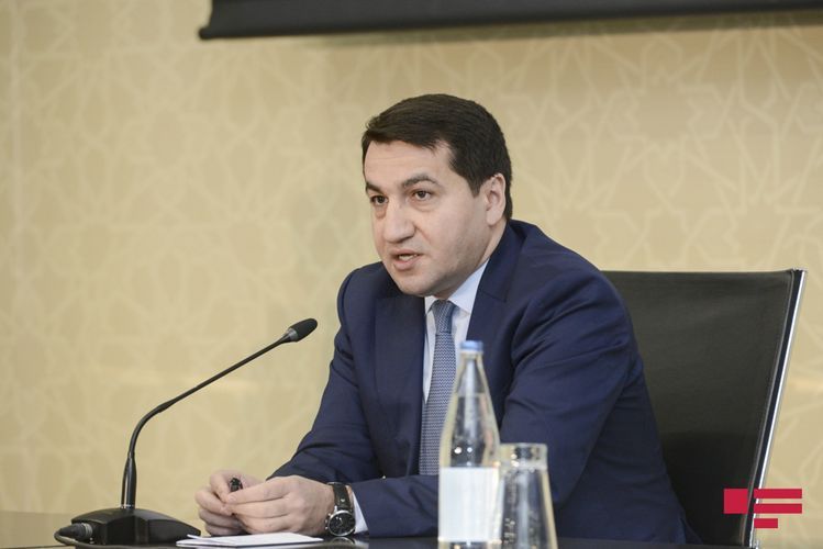 Хикмет Гаджиев: 120 государств поддержали суверенитет Азербайджана в связи с незаконными «выборами» в Карабахе
