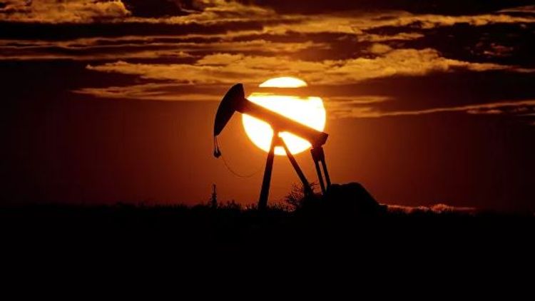 Цена нефти марки WTI выросла на 30%