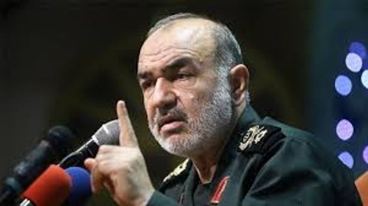 Командующий КСИР: Иранские военные будут обстреливать американские корабли, если те будут угрожать безопасности Ирана