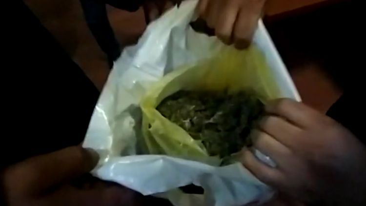 Задержаны лица, пытавшиеся провезти наркотики в Баку с целью продажи
