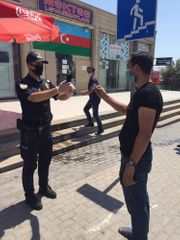 В Баку оштрафованы лица, не использующие маски и не соблюдающие социальную дистанцию – ФОТО 