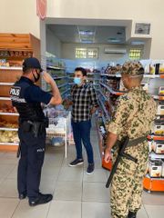 В Баку оштрафованы лица, не использующие маски и не соблюдающие социальную дистанцию – ФОТО 