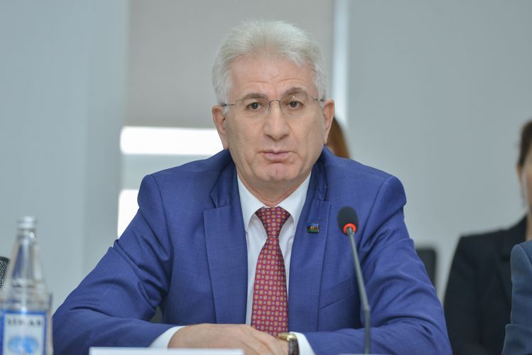 Депутат: Необходимо изучить пути эффективной организации образования в нынешних условиях