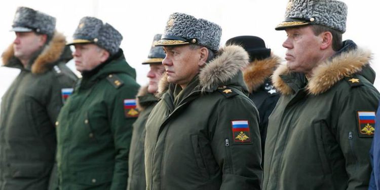 Путин лишил каракулевых шапок высших офицеров и полковников ВС
