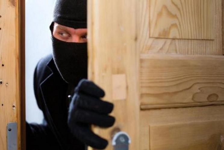 В Гяндже совершено ограбление на 64 тысячи манатов