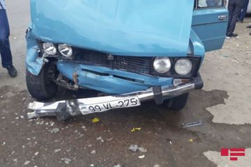 В Товузе столкнулись два автомобиля, есть пострадавший