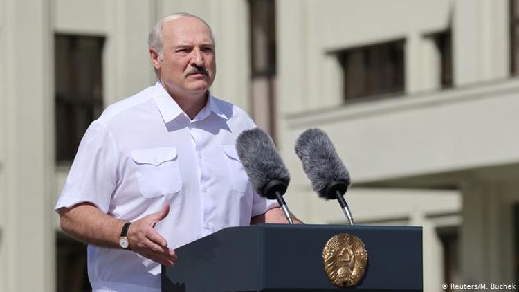 Лукашенко пообещал новые президентские выборы