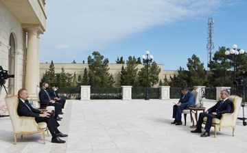 Президент Ильхам Алиев принял верительные грамоты новоназначенного посла Узбекистана - ОБНОВЛЕНО