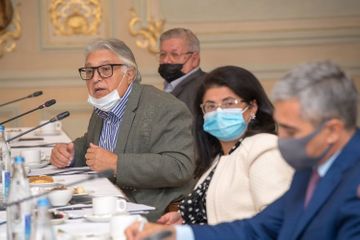 Состоялась встреча с группой известных деятелей культуры и искусства 