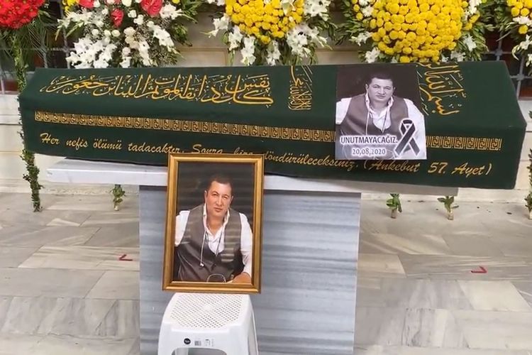 «Лоту Гули» похоронен в Стамбуле