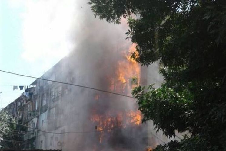 В Ширване в общежитии произошел пожар, погибли двое малолетних детей - ОБНОВЛЕНО