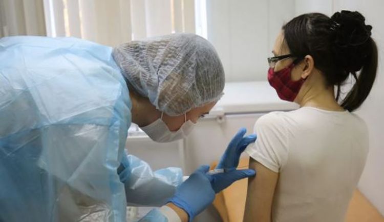 Пять тысяч москвичей записались на вакцинацию от COVID-19