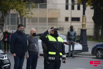 В Азербайджане минутой молчания почтили память шехидов Отечественной войны
