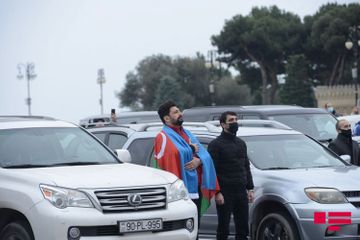 В Азербайджане минутой молчания почтили память шехидов Отечественной войны