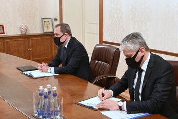 Джейхун Байрамов принял посла Беларуси