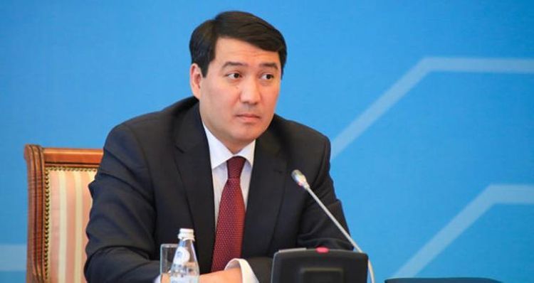 Посол Казахстана поздравил азербайджанский народ