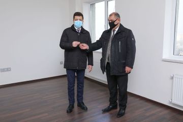В Азербайджане пяти партиям предоставлены офисы