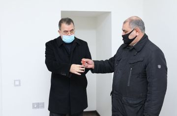 В Азербайджане еще 5 политическим партиям предоставлены офисы