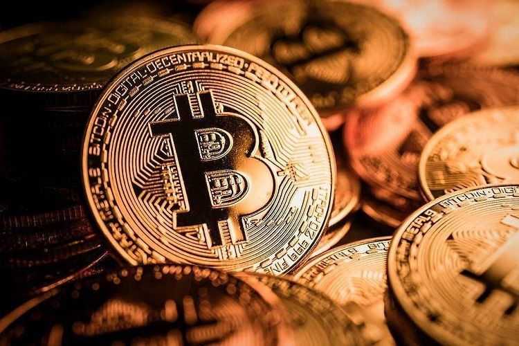 Стоимость биткоина впервые превысила отметку в 26 тысяч долларов
