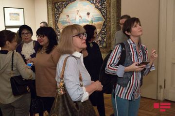 В Москве открылась выставка «Эхо Советского Азербайджана. Ковер. Вышивка. Плакат» - ФОТО