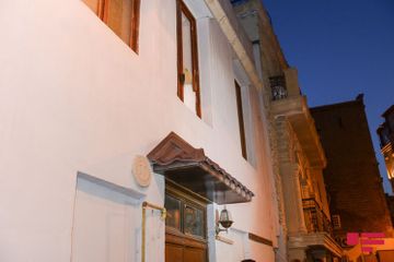 В Ичеришехер произошел взрыв в жилом здании, есть пострадавшие - ОБНОВЛЕНО-1 - ФОТО