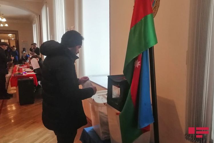 Названы округа с самой высокой и самой низкой активностью избирателей 