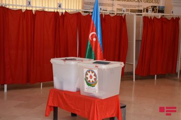 В Азербайджане проходят парламентские выборы - ФОТО