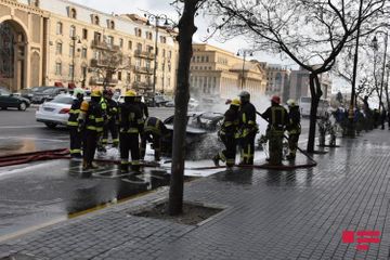 В Баку сгорел автомобиль - ВИДЕО - ФОТО