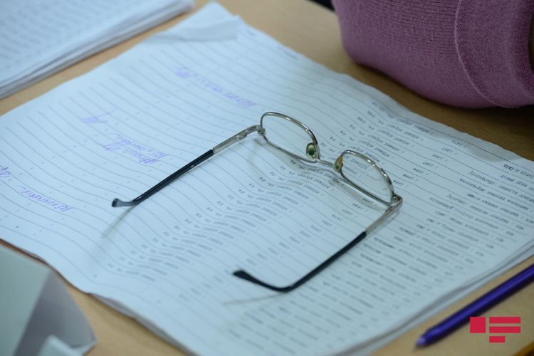 Кто был основным претендентом на депутатский мандат в избирательных округах, где не определились кандидаты-лидеры?
