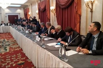 Делегация Азербайджана встретилась в Тбилиси с азербайджанскими предпринимателями - ФОТО