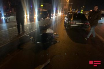 Водитель получил открытую черепно-мозговую травму при ДТП в Баку - ФОТО